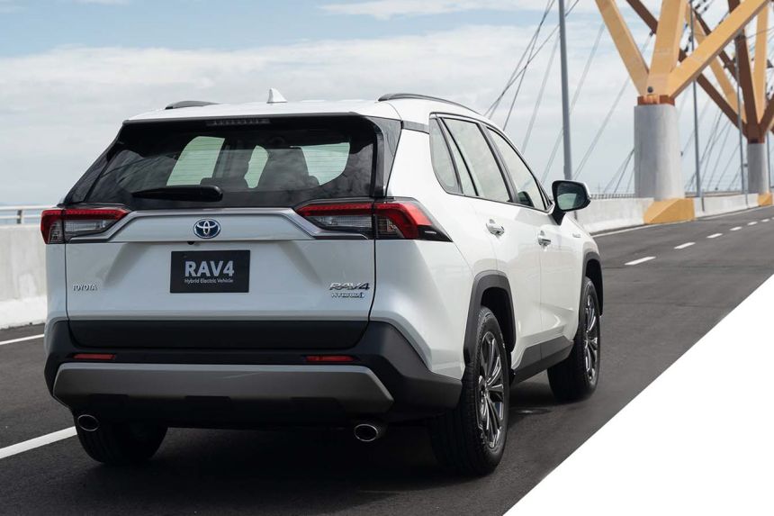 Specs, features, prices: Toyota RAV4 Hybrid now in PH image