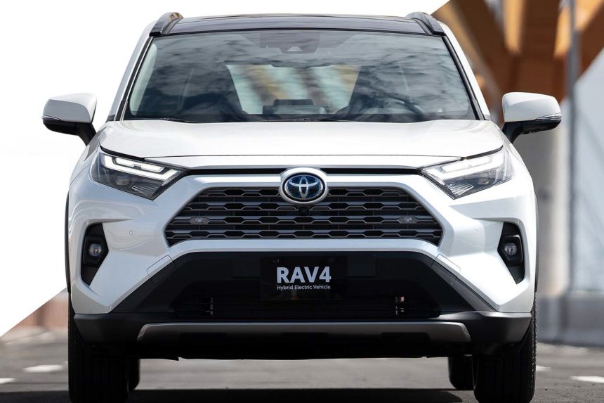 Specs, features, prices: Toyota RAV4 Hybrid now in PH image