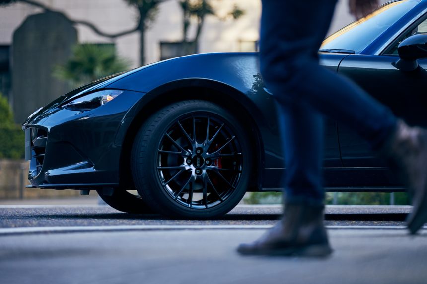 Mazda PH reveals better-handling MX-5, soft-top Club Edition image