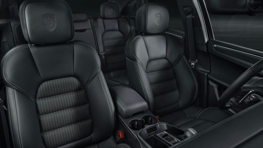 2023 Porsche Macan now available with Touring package image