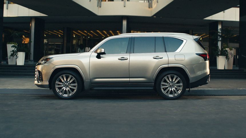 Lexus PH now accepting pre-orders for 2022 LX image