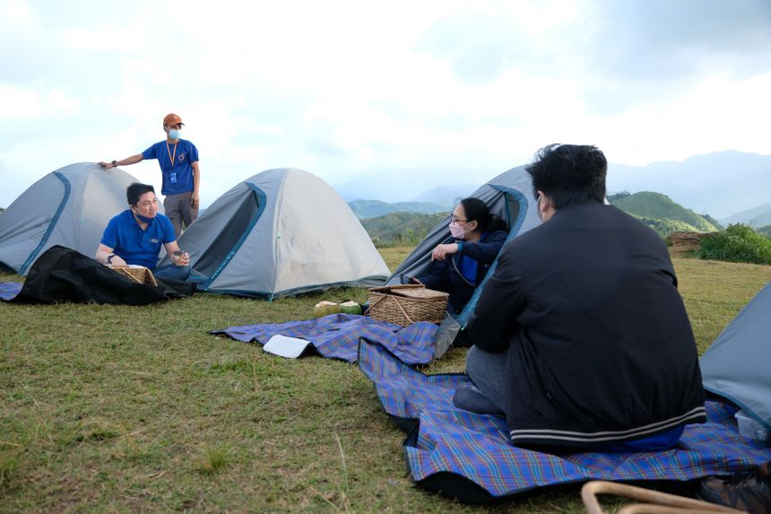 An overnight escape with the Ford Territory image