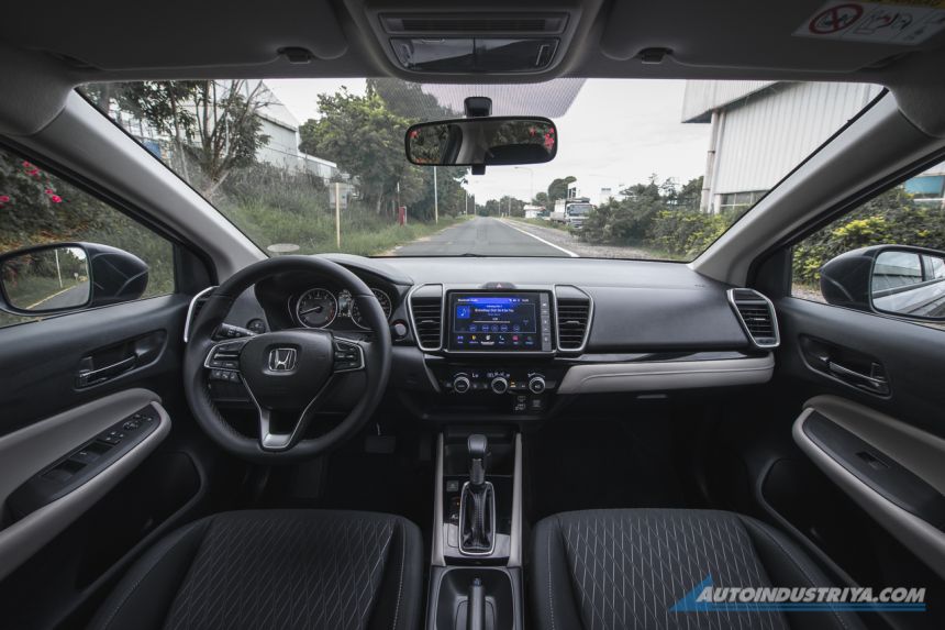 2021 Honda City V image