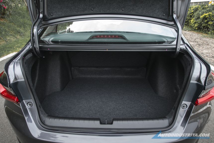 2021 Honda City V image