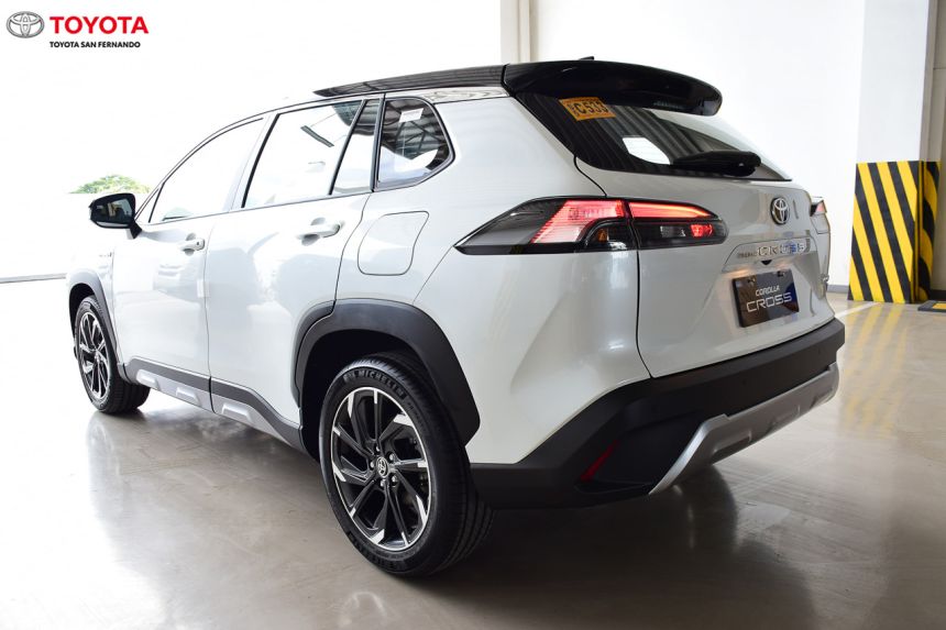 2022 Toyota Corolla Cross GR Sport Hybrid now in PH 2022 Toyota Corolla Cross GR Sport Hybrid now in PH image