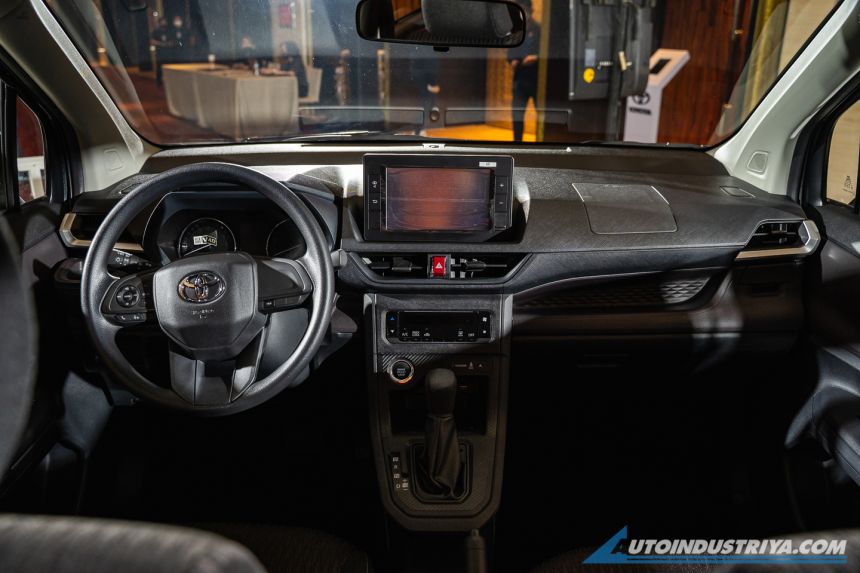 2022 Toyota Avanza stirs up MPV market, starts at PHP 813k image