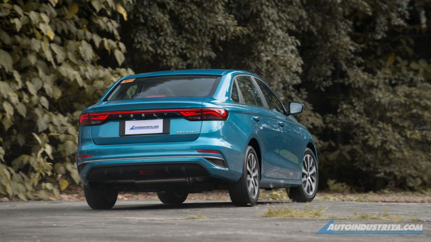 2022 Geely Emgrand image