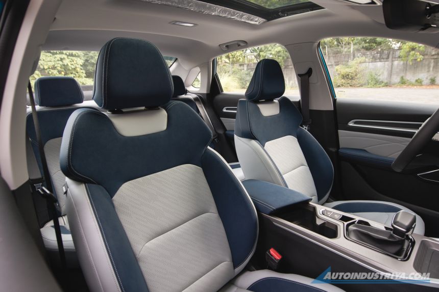 2022 Geely Emgrand image