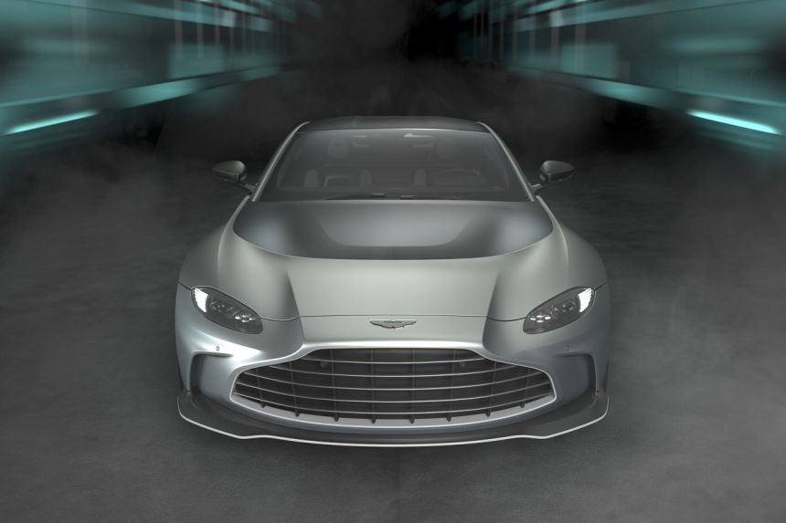 2022 Aston Martin V12 Vantage rips the road with 700 PS image