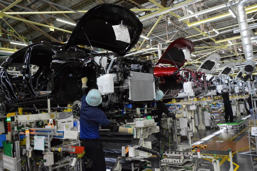 Toyota announce production plant pauses at Japan image