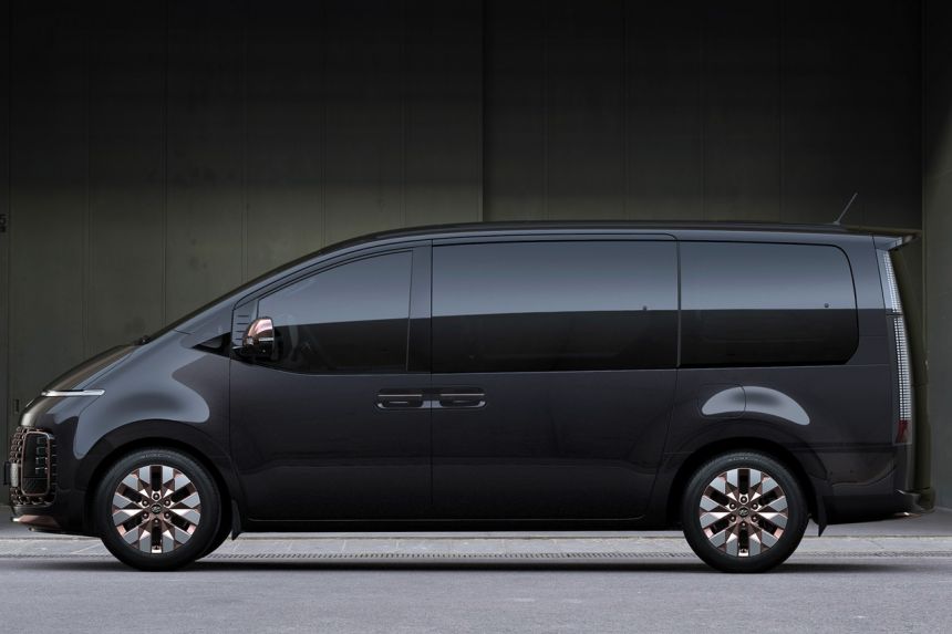 Hyundai Staria PH image