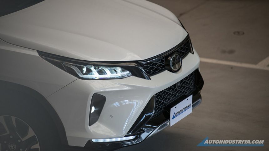 Are smart driving features making drivers dumber? image