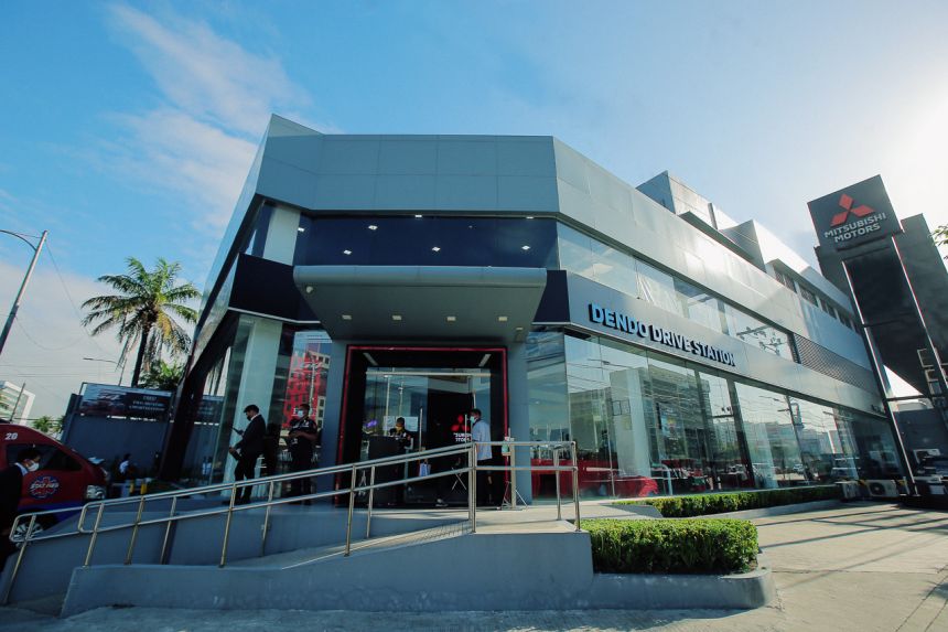 Mitsubishi opens its first EV, PHEV charging station in PH image