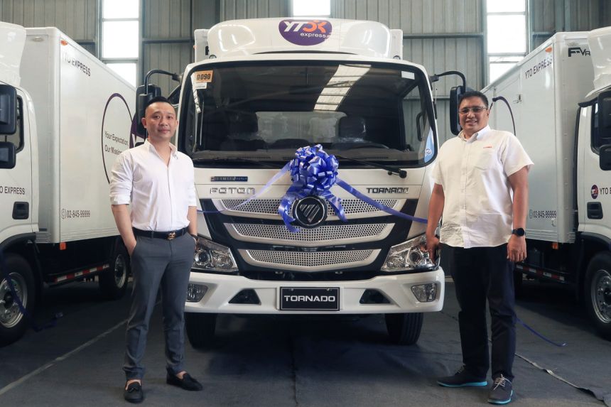 Foton turns over 300 trucks to YTO Express Philippines image