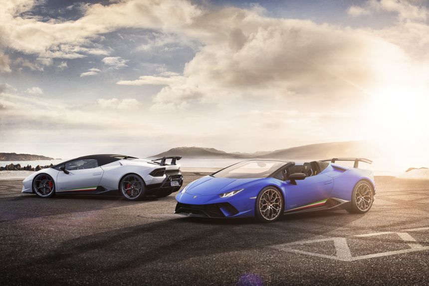 Lamborghini passes 20,000 Huracan milestone image