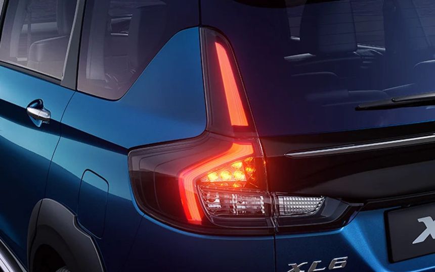 2022 Suzuki XL6 revealed with 1.5L hybrid, 6-speed A/T image