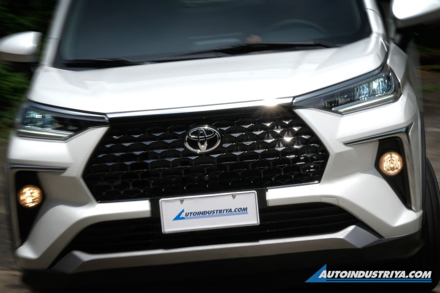 Specs, prices, features: 2022 Toyota Veloz begins at PHP 1.185M image