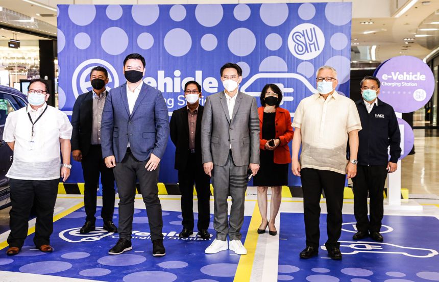 EV charging stations now in key NCR SM Supermalls image