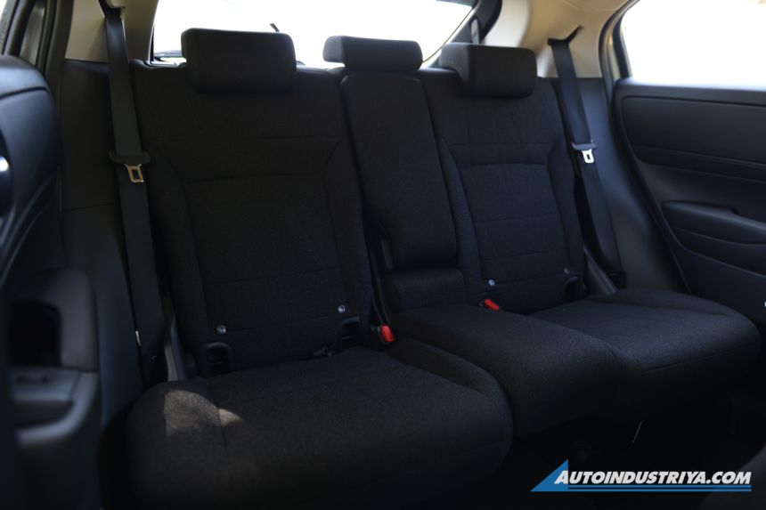 HONDA HRV DRIVE image