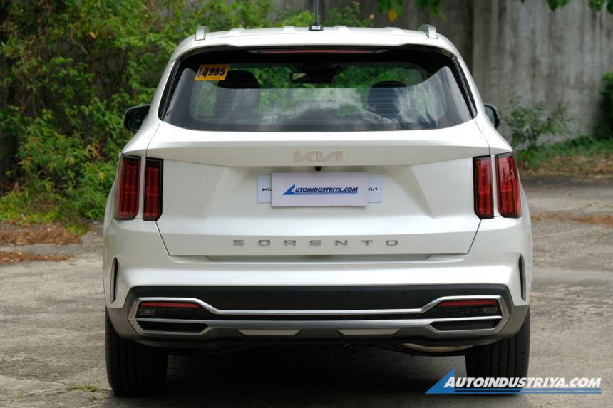 2022 Kia Sorento SX image