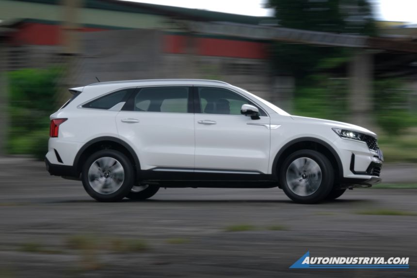 2022 Kia Sorento SX image