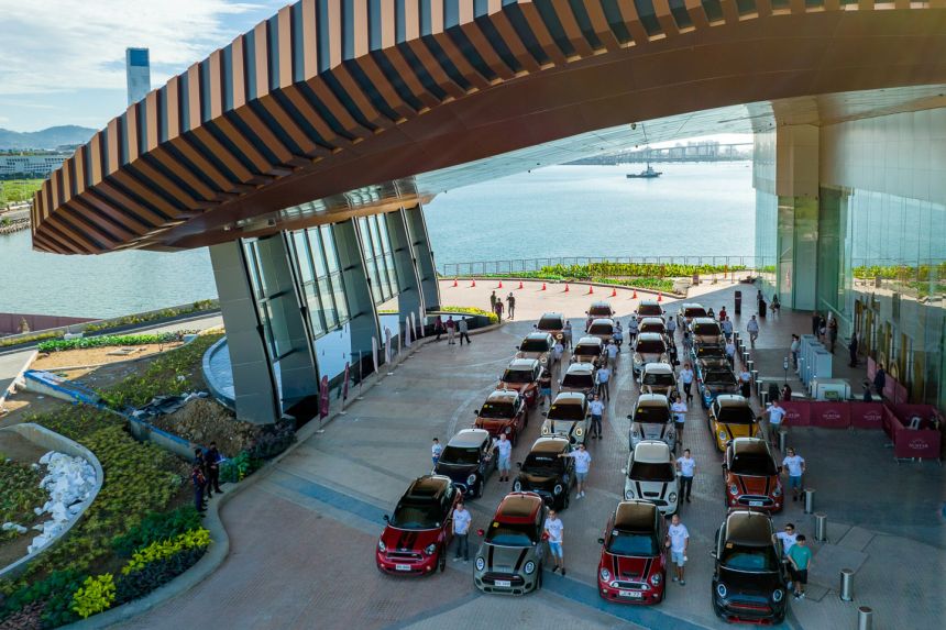 Mini owners drive through newly-built CCLEX image