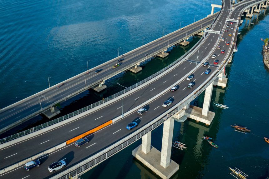 Mini owners drive through newly-built CCLEX image