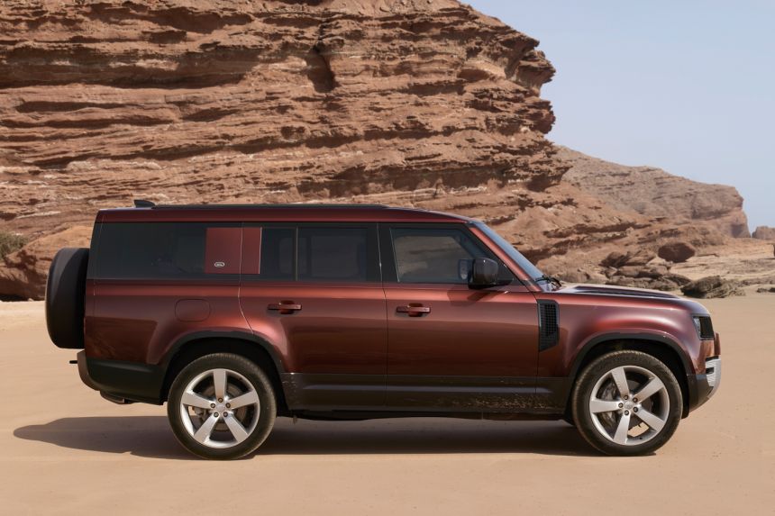 All-new Hyundai Santa Fe to get Land Rover-like makeover? image