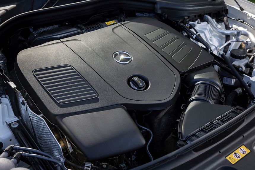 2023 Mercedes-Benz GLC out to hunt Audi Q5s, BMW X3s image