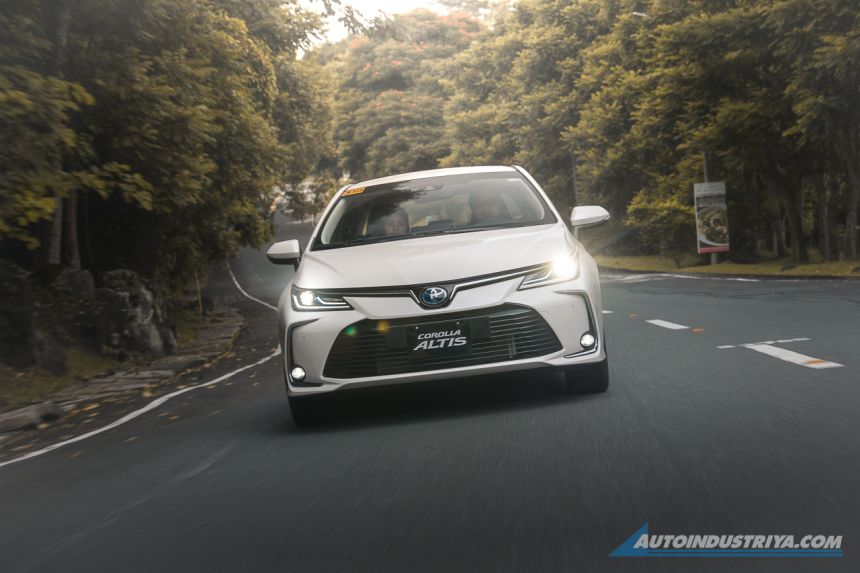 PS Bank and Toyota PH launch hybrid loan promo image
