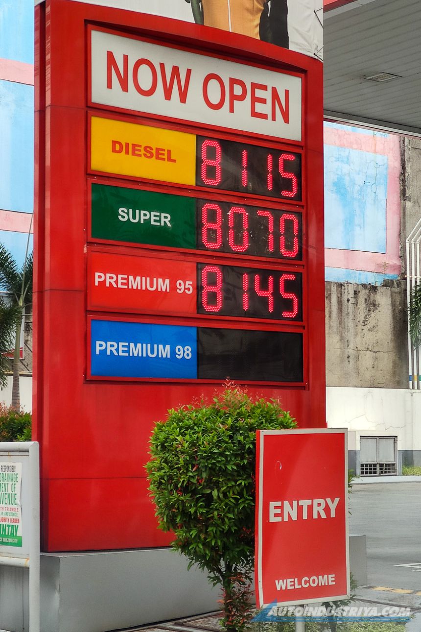 Look: Diesel now more expensive than gas...again image