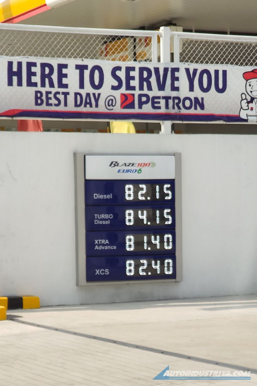 Look: Diesel now more expensive than gas...again image