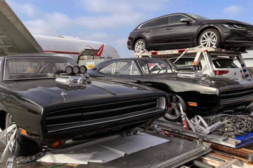 Are there the next cars in Fast X? image