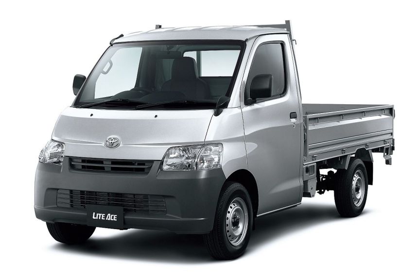 Look: All-new Toyota Lite Ace spotted on PH roads image