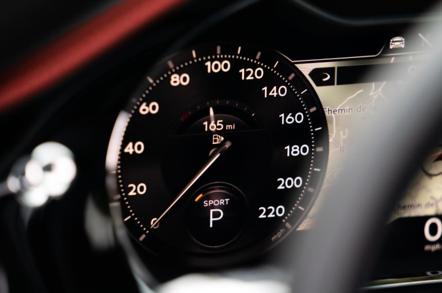 2 new Continental offerings from British car manufacturer Bentley image