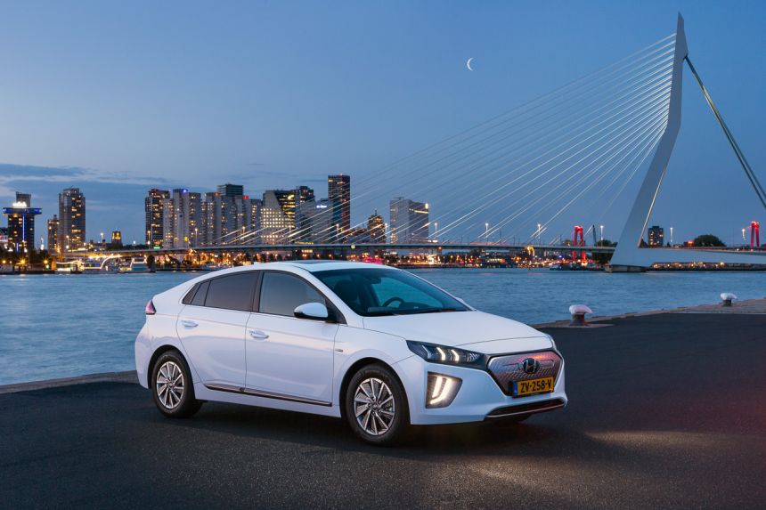 Hyundai will retire their Ioniq hybrids next month image