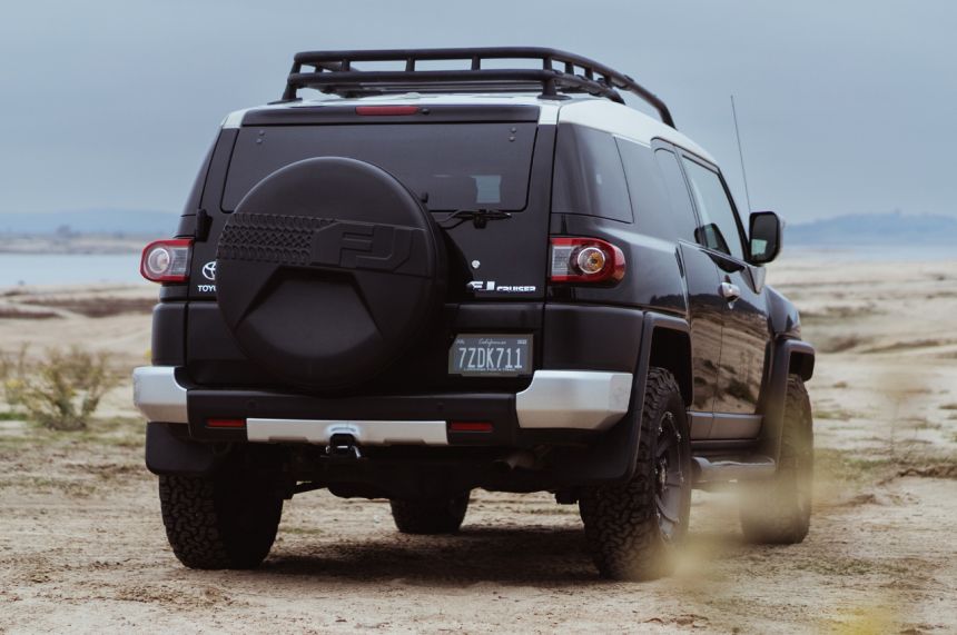 Are Digital License Plates The Future? image