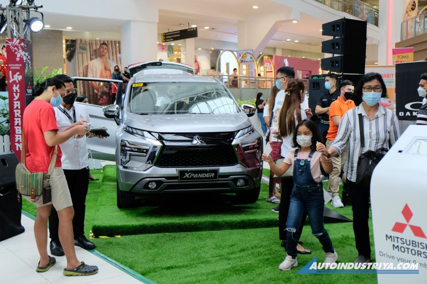 Mitsubishi Kyaraban image