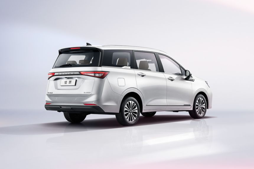 All-new Wuling MPV looks like a proper Innova fighter image