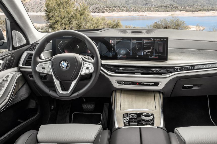 BMW vehicles to run Android Automotive starting March 2023 image