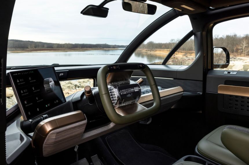 NASA reveals astronaut shuttle: Canoo Lifestyle EV image