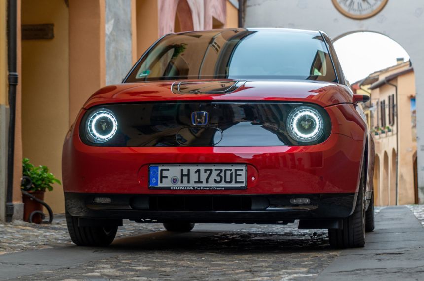 Honda unveils the Limited Edition E image