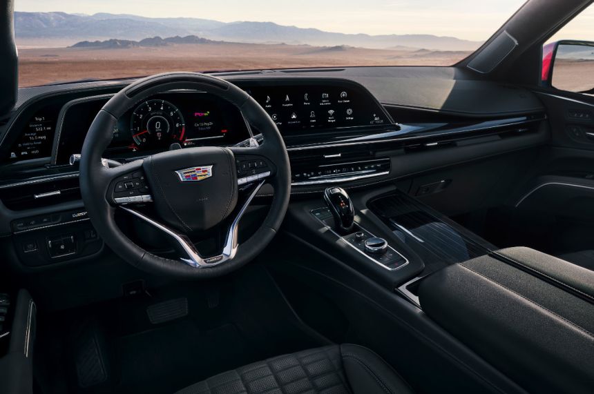 First Retail Production 2023 Cadillac Escalade-V raised $500,000 USD at auction image