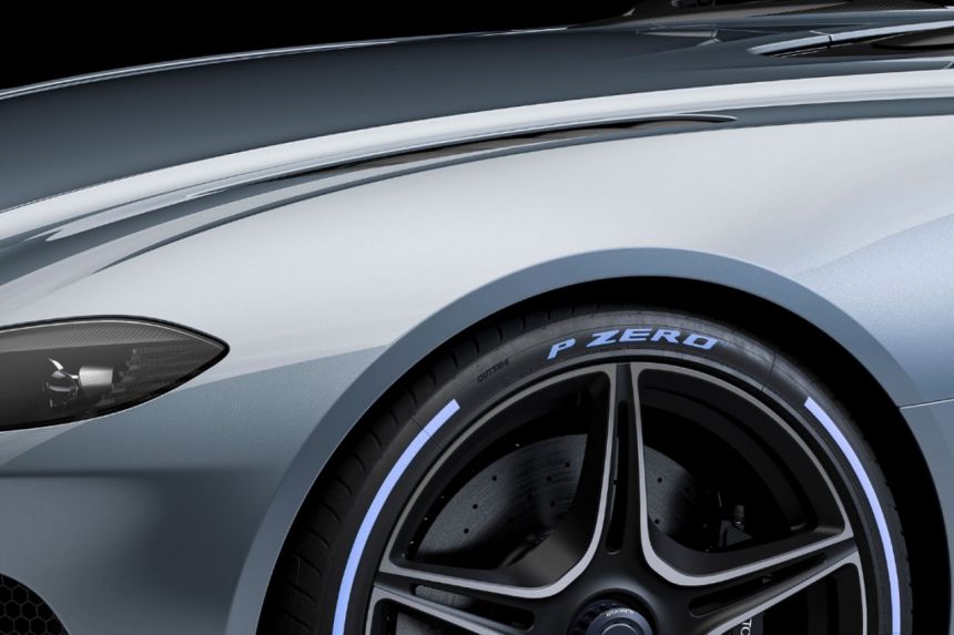 Aston Martin goes full Top Gun with V12 Speedster Maverick image