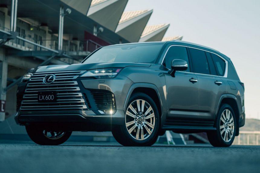 Toyota hits pause on orders for Lexus LX, LC300 units image