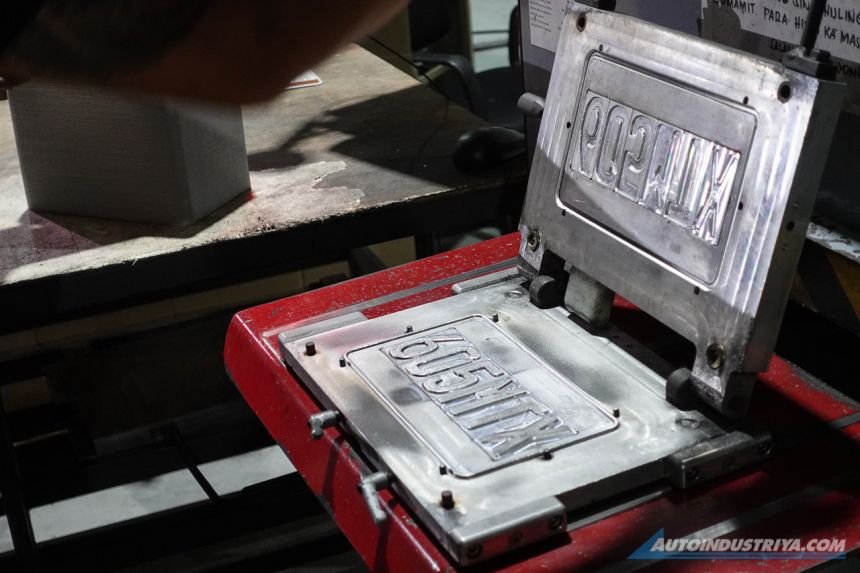 LTO seeks PHP 6.8 funding to clear license plate backlog LTO seeks PHP 6.8 funding to clear license plate backlog image