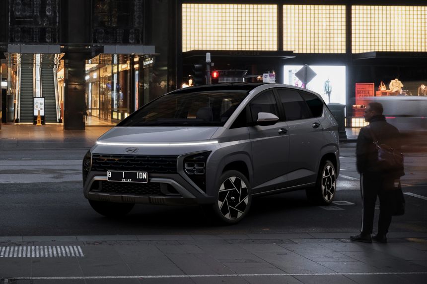 Watch out Xpander, Hyundai unveils all-new Stargazer MPV image