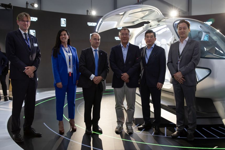 Hyundai, Rolls Royce partner for a zero emission aviation industry image