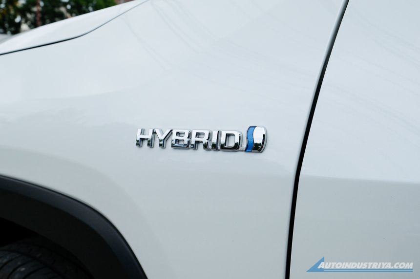 Toyota RAV4 latest casualty of parts shortage issue image