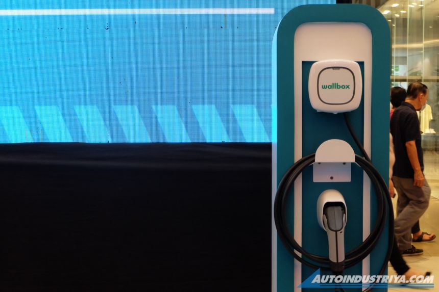 Let's volt in: What's my EV charger type? image